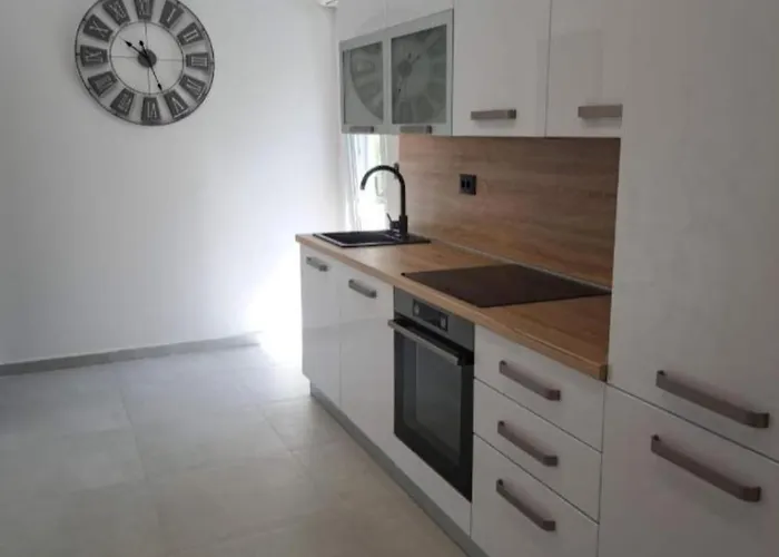 Lovre Apartment *